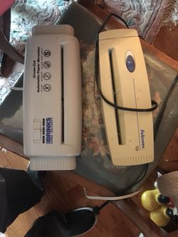 Two tops for a wastebasket just shred private documents