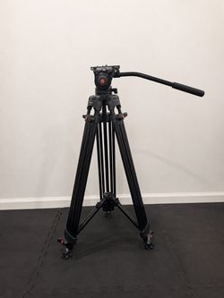 70.8 Professional Heavy Duty Video Camera Tripod with Fluid Head, QR Plate for D