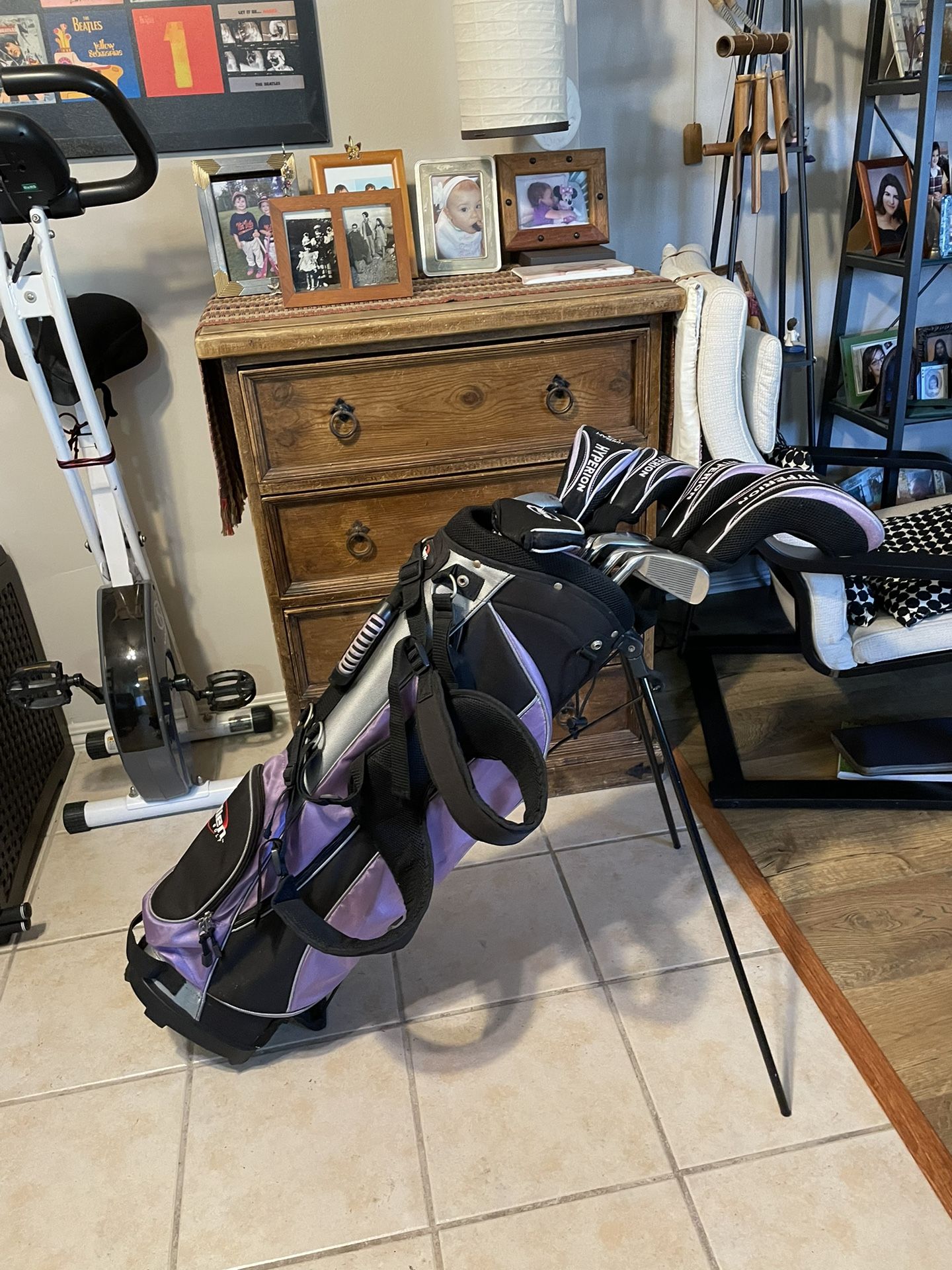 ALIEN HYPERION WOMEN GOLF CLUB SET WITH MATCHING STAND BAG