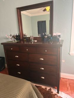 Wood dresser with mirror