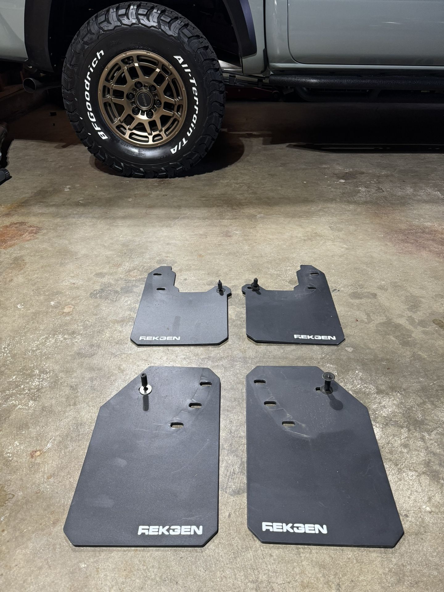mud guard for toyota tacoma 2016-2013