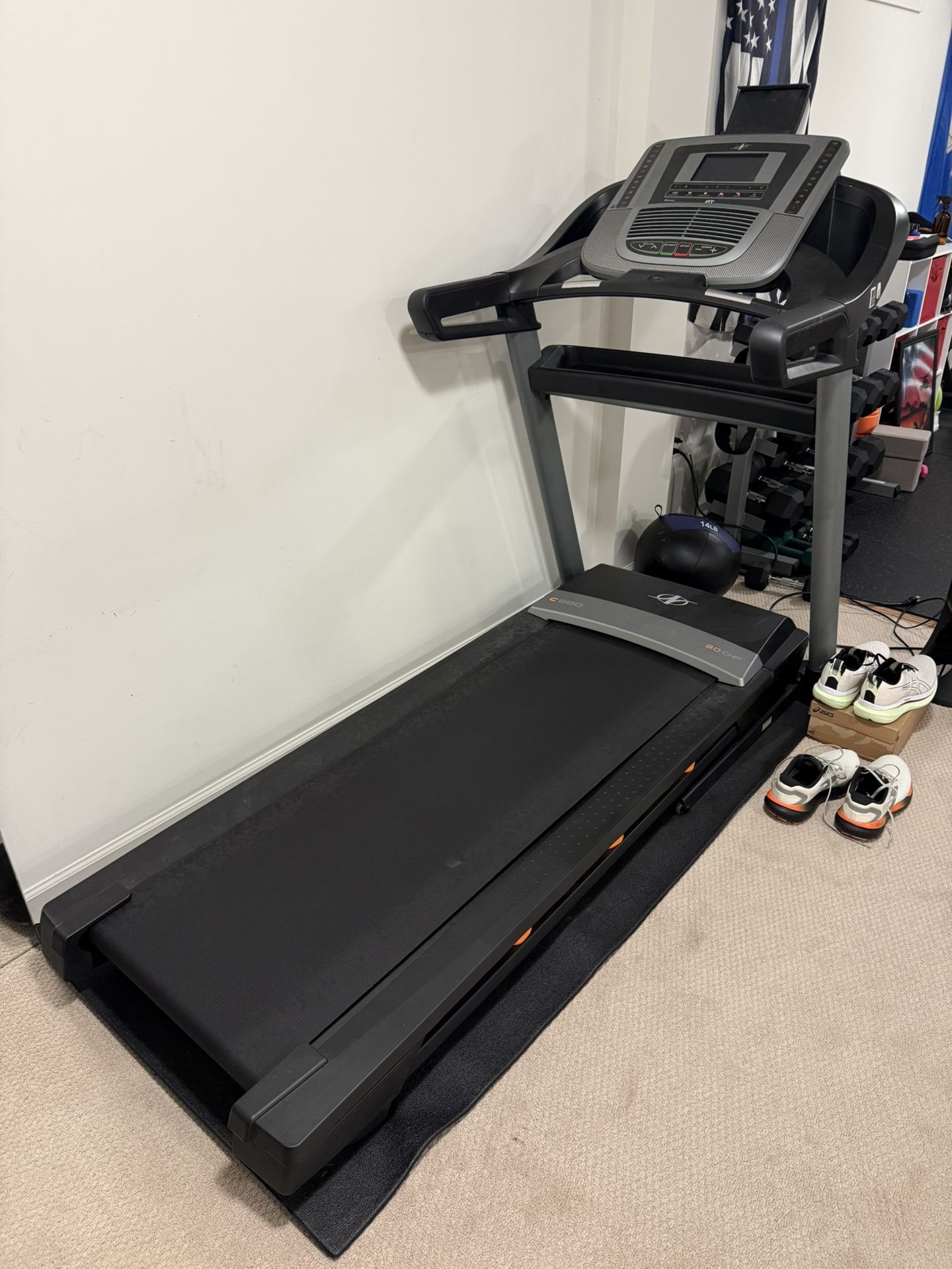 C990 NordicTrack Treadmill