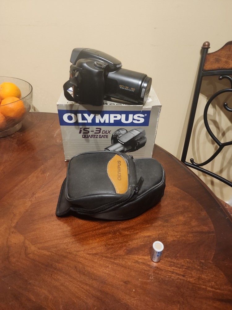 Olympus IS-3 DLX 35mm Camera