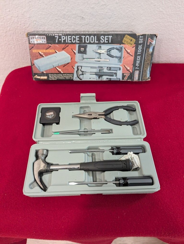 American Builder 7-Piece Tool Set with Hard Plastic Case NEW