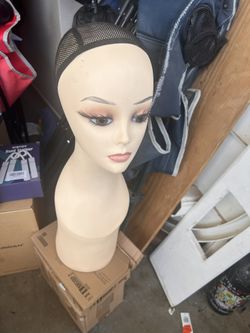 Wig Mannequin 