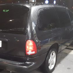 2000 Dodge Grand Caravan