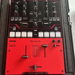 LIKE NEW PIONEER DJ BATTLE MIXER USED ONE TIME 