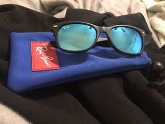 Little boys Ray-ban sunglasses