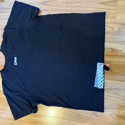 Men’s Off-White Tee With Graphic Design