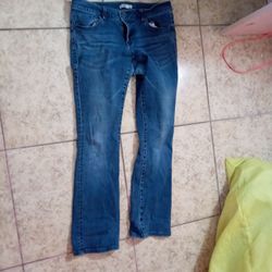 Size 6 Skinny Jeans