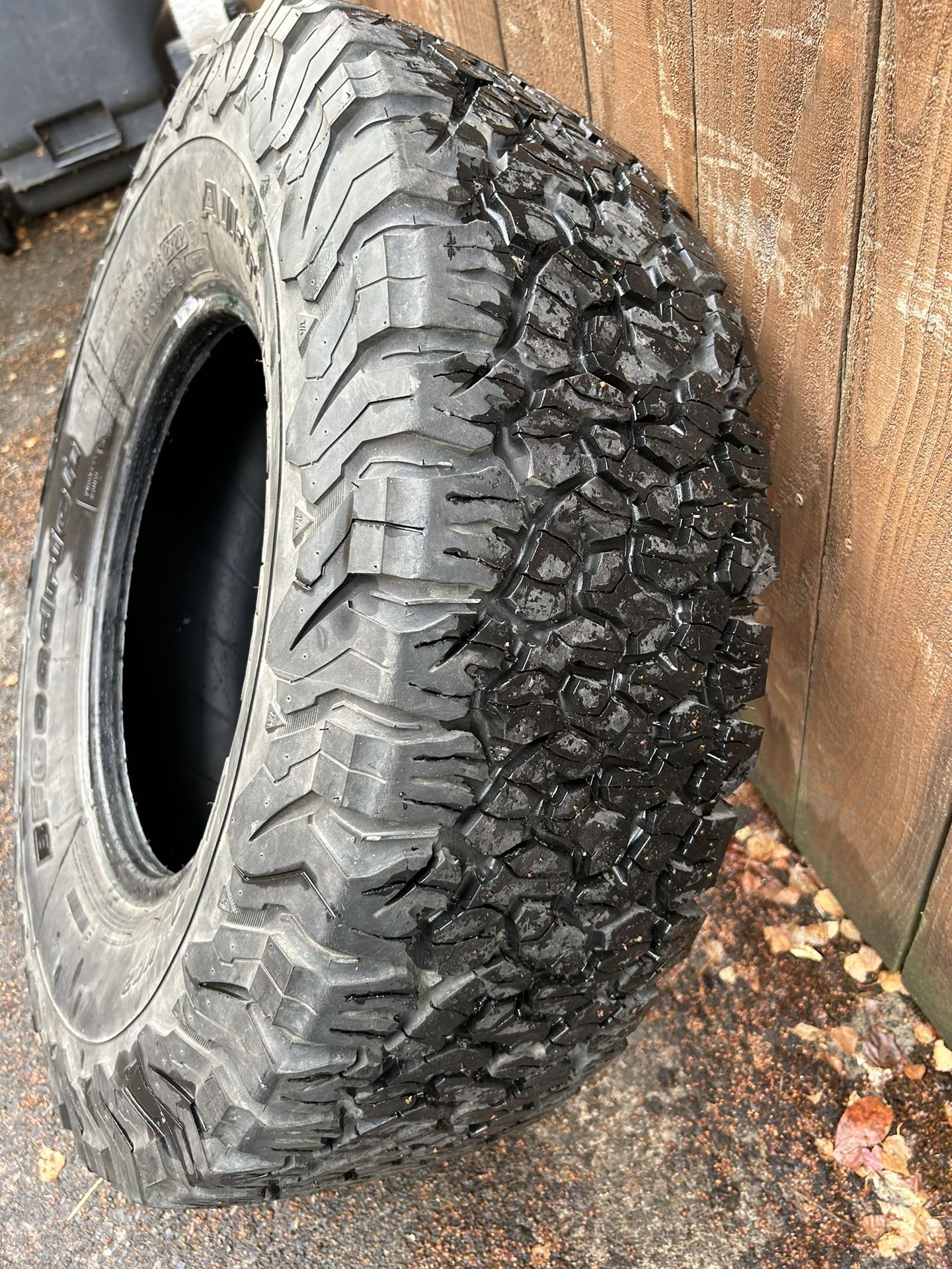 Bfgoodrich 265/75/16 Tire