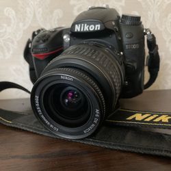 Nikon D7000 Camera