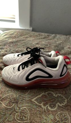 Airmax 720c 7.5 women’s size