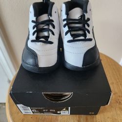 Girls Jordan Retro 12 