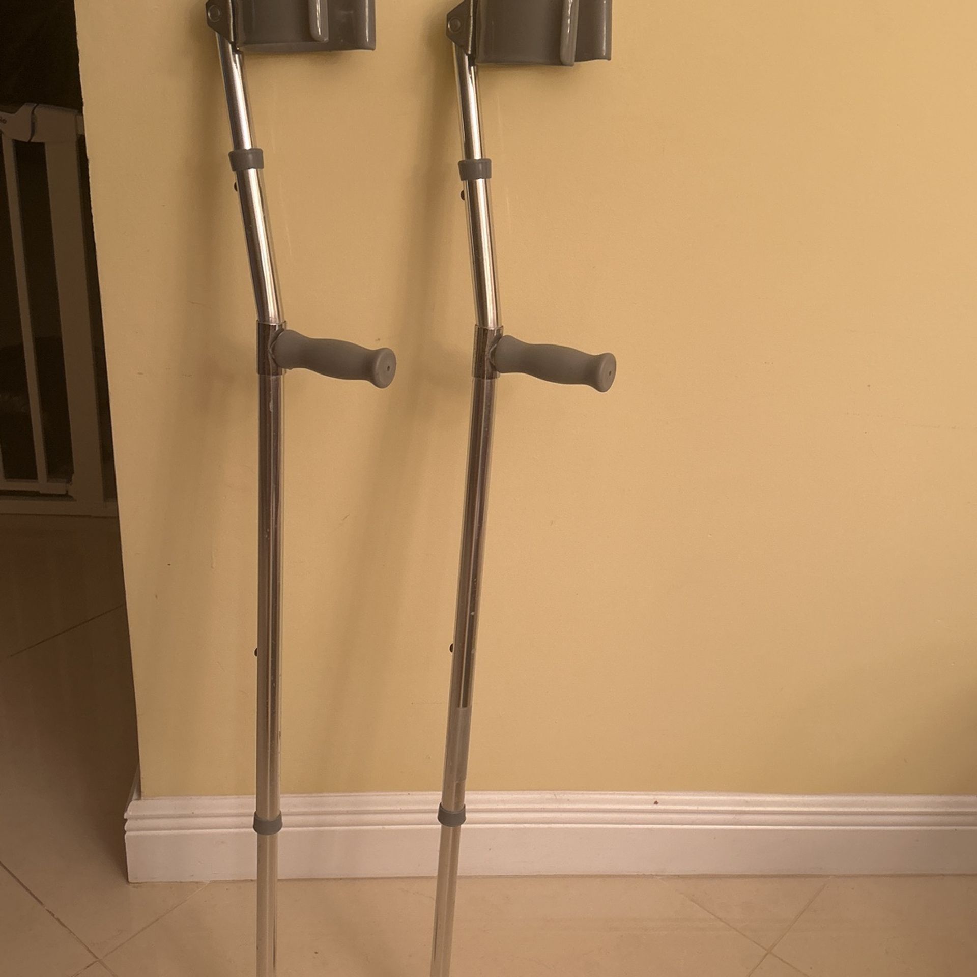 Canadian Crutches
