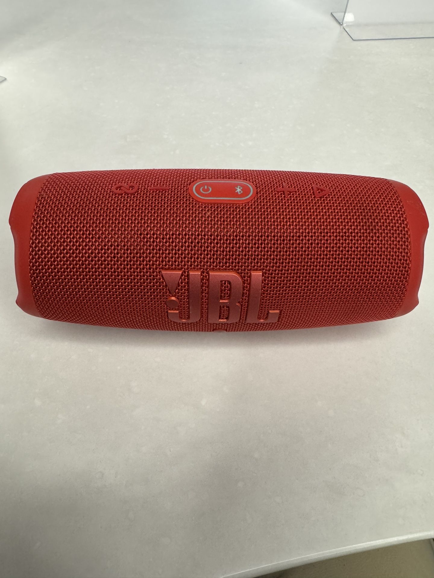 JBL Charge 5