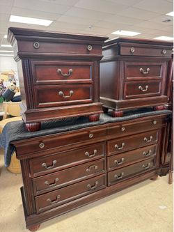 Traditional cherry wood dresser w/mirror & 2 night stands