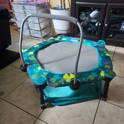 Kids trampoline 2 in 1
