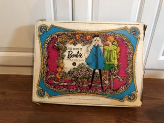 Vintage Barbie doll storage case