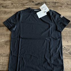 Moncler Men’s T-Shirt Sz XL