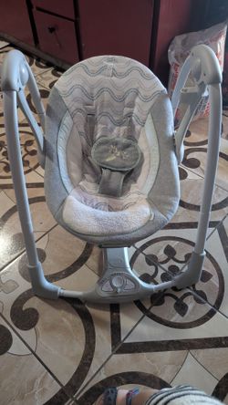 Baby swing