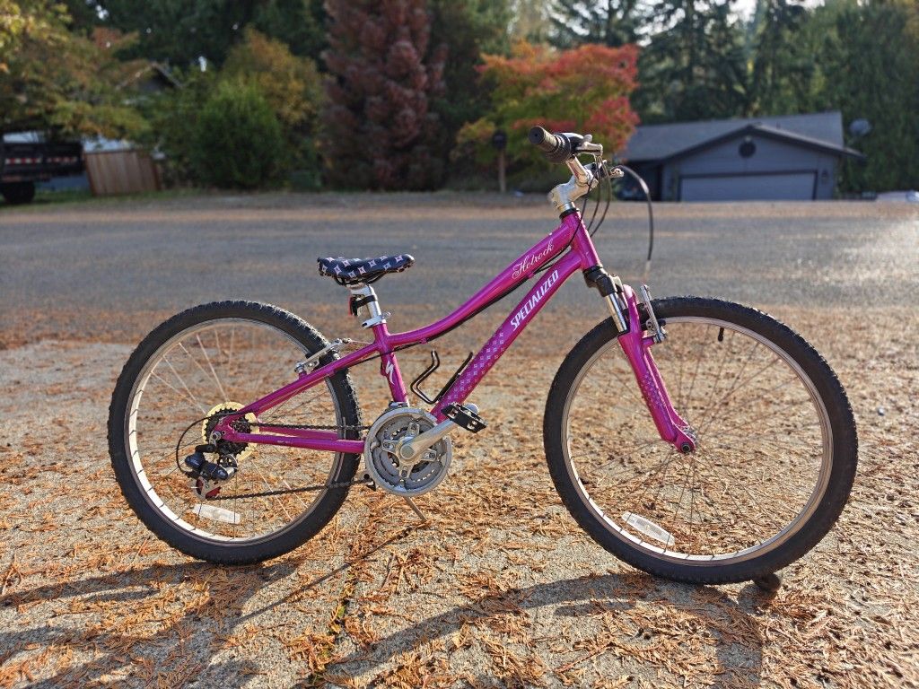Specialized Hotrock 24" Girls Mountain Bike