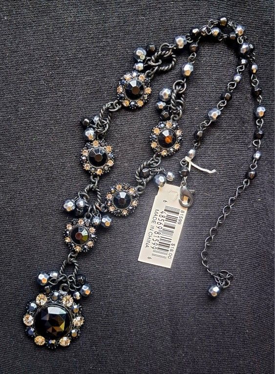 Ladies Drop Style Necklace