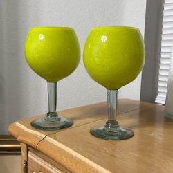 Murano Handblow Wine Or Cocktails! Lime Green Set Of Two