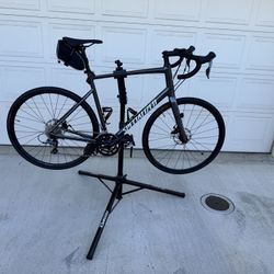 ALMOST NEW SPECIALIZED ALLEZ E5 DISC 61 LRG/XL. ROAD BIKE DARK GRAY