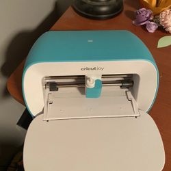 Cricut joy and Materials