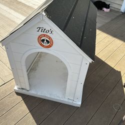 TITO’S VODKA DOG HOUSE (exclusive)