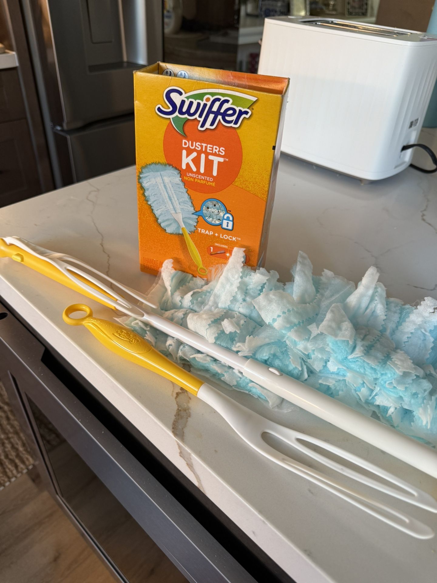 Long And Short Swiffer Dusters Wands + Refills