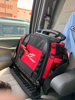 Milwaukee 15” tote