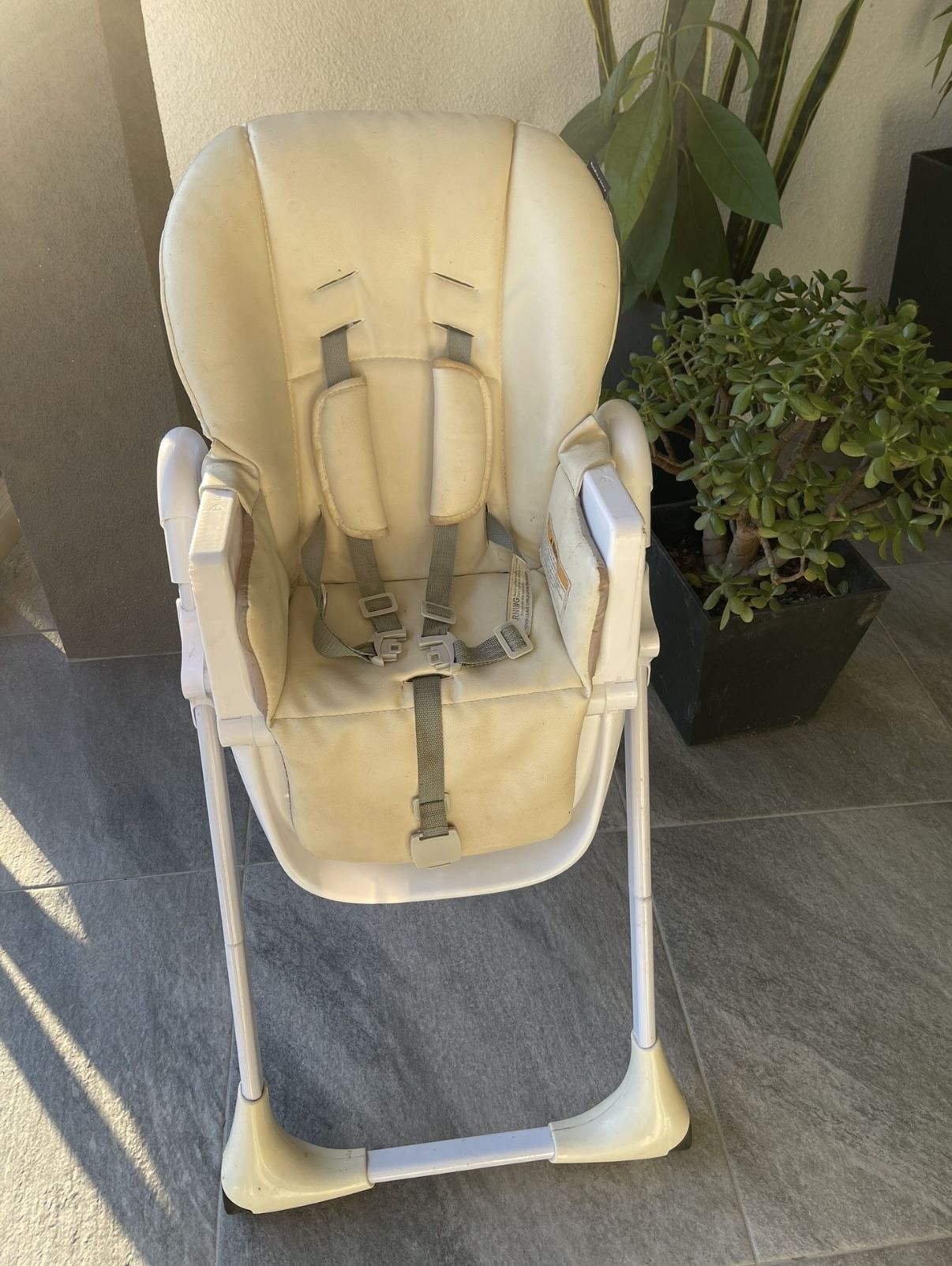 Babyjoy High Chair 