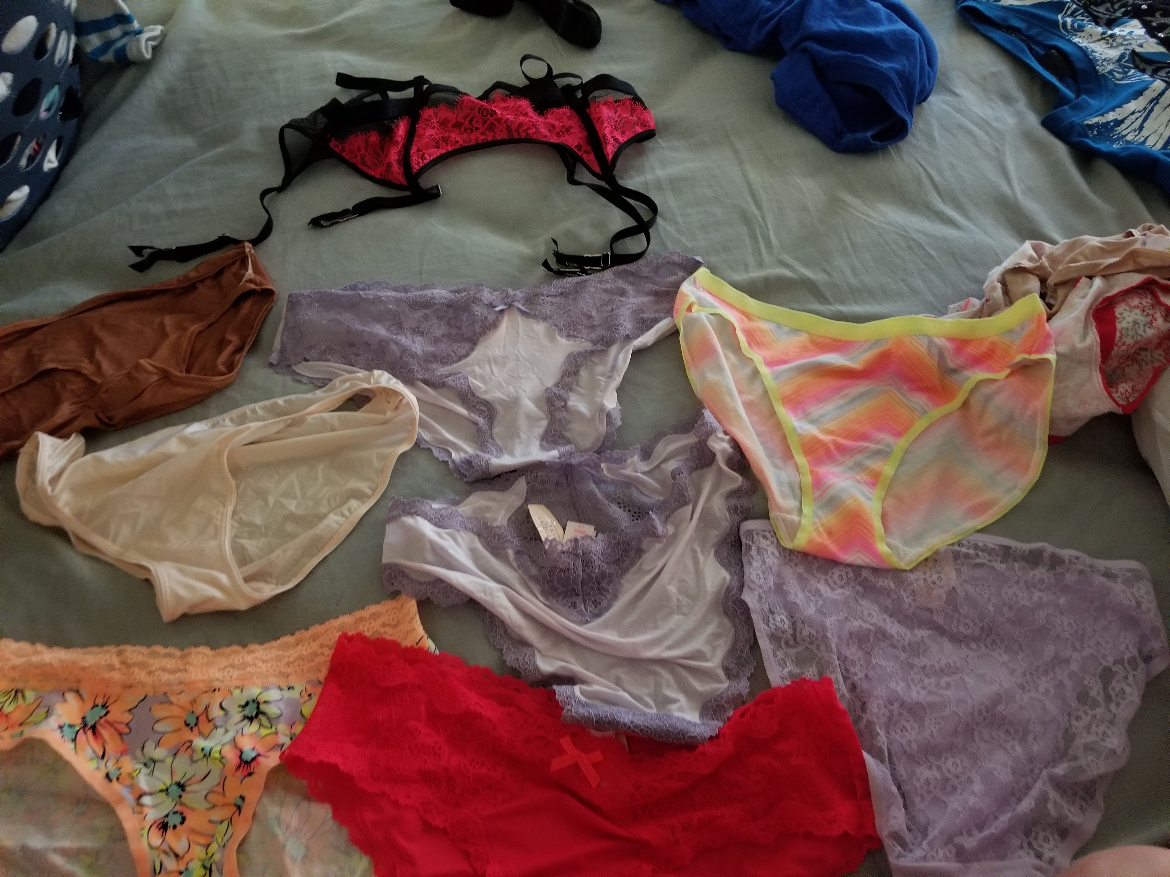 Large vs panties for Sale in Commerce City, CO - OfferUp