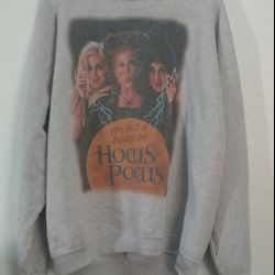 HOCUS POCUS PULLOVER SWEATSHIRT SIZE XL LOCATED IN PORTERVILLE