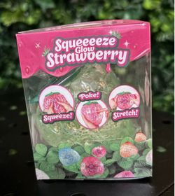 Squeeeeze Glow Strawberry Squishy