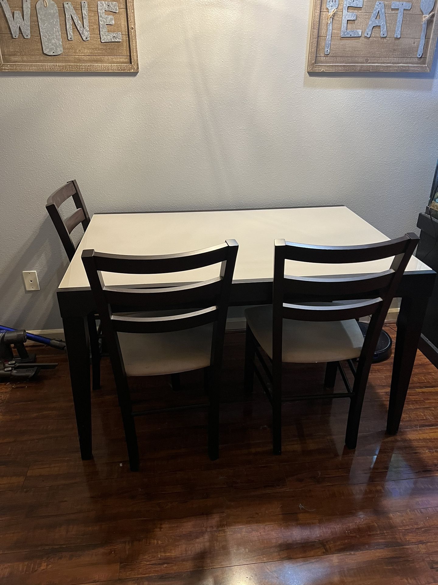 Expanding Kitchen Table With 4 Chairs