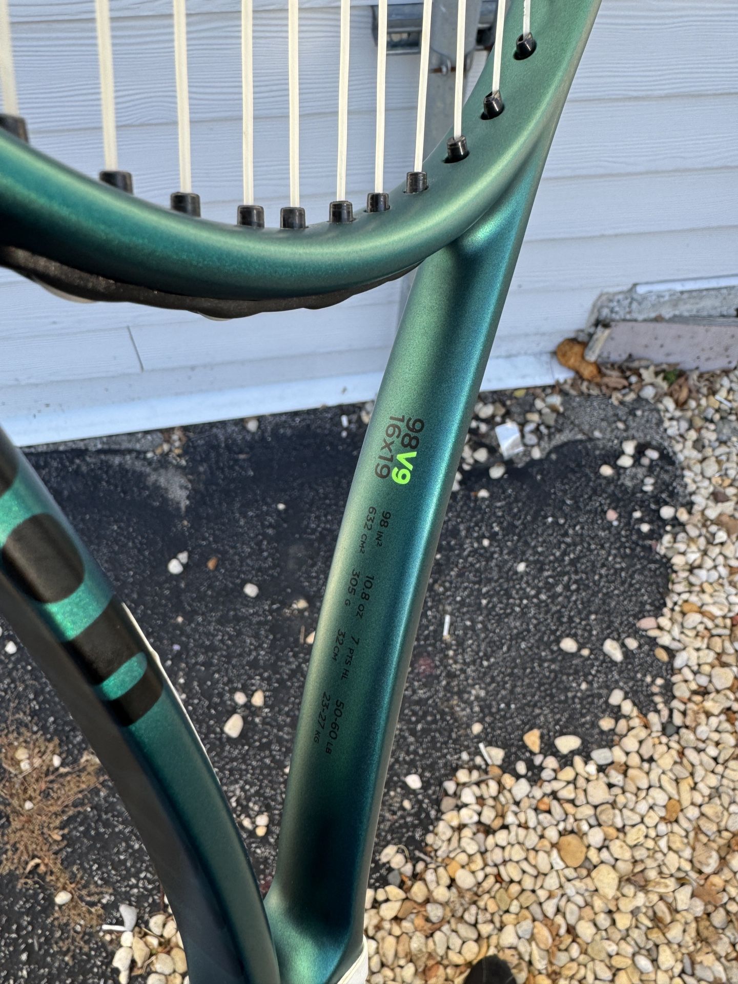 wilson blade 9 98 2grip