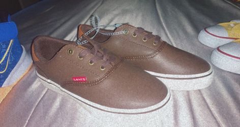 Levi’s Brown Shoes New