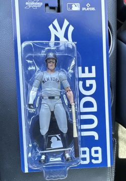 McFarlane Toys MLB Players Aaron Judge NY Yankees Baseball Action Figure Bat
