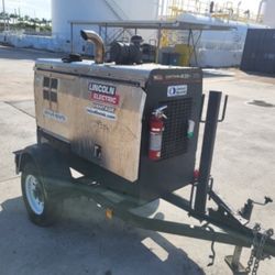 Lincoln 400 Amp Diesel Welder