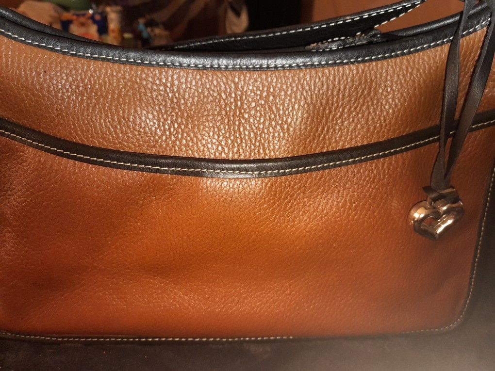 Beautiful Leather, Clean, BRIGHTON PURSE. Smoke Free, Brown With Black Trim...