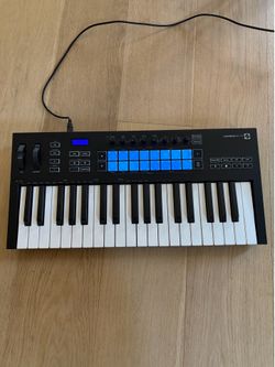 Novation Launchkey 37