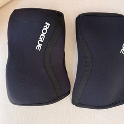 ROGUE knee sleeve