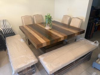 BEAUTIFUL HIGH QUALITY DINING SET WITH 4 CHAIRS AND 2 BENCHES CAN FIT EASILY 10 PEOPLE!