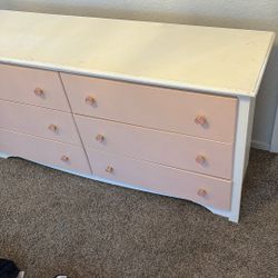 Girls Dresser