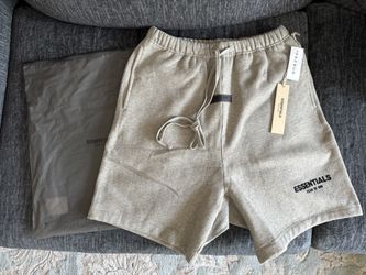 Fear Of God Essentials Shorts Medium 