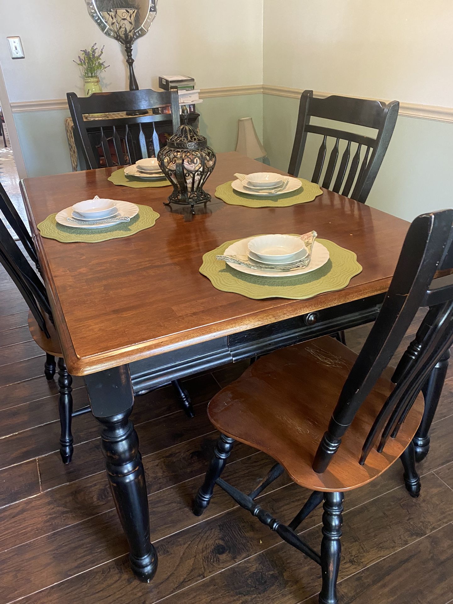 Table, Solid Wood, Amish Made, Includes 4 Matching Chairs