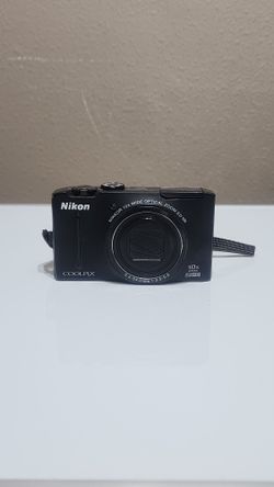 Nikon Coolpix S8100 12.1 MP Digital Camera 10x Optical Zoom Parts Or Repair